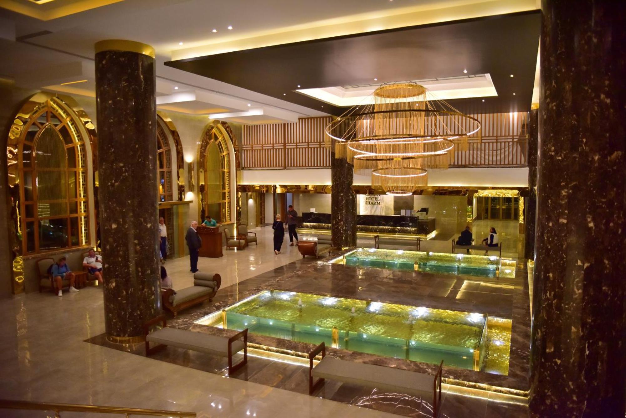 The Grand Hotel Sharm El Sheikh Екстериор снимка The lobby of the Grand Hyatt Hotel